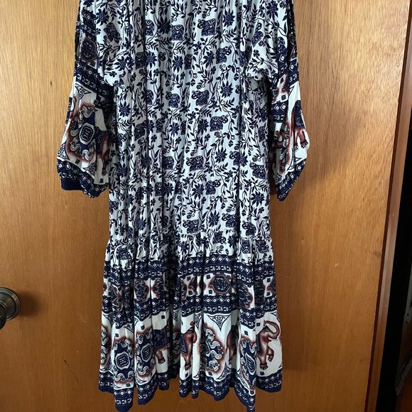 Patterned Mini Dress - Picture 4 of 4